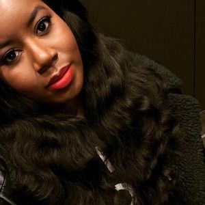 Meet your Posher, Valerie